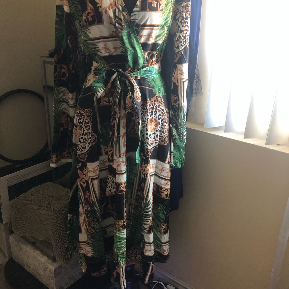 SHEIN Green & Black Printed Wrap Maxi Dress
